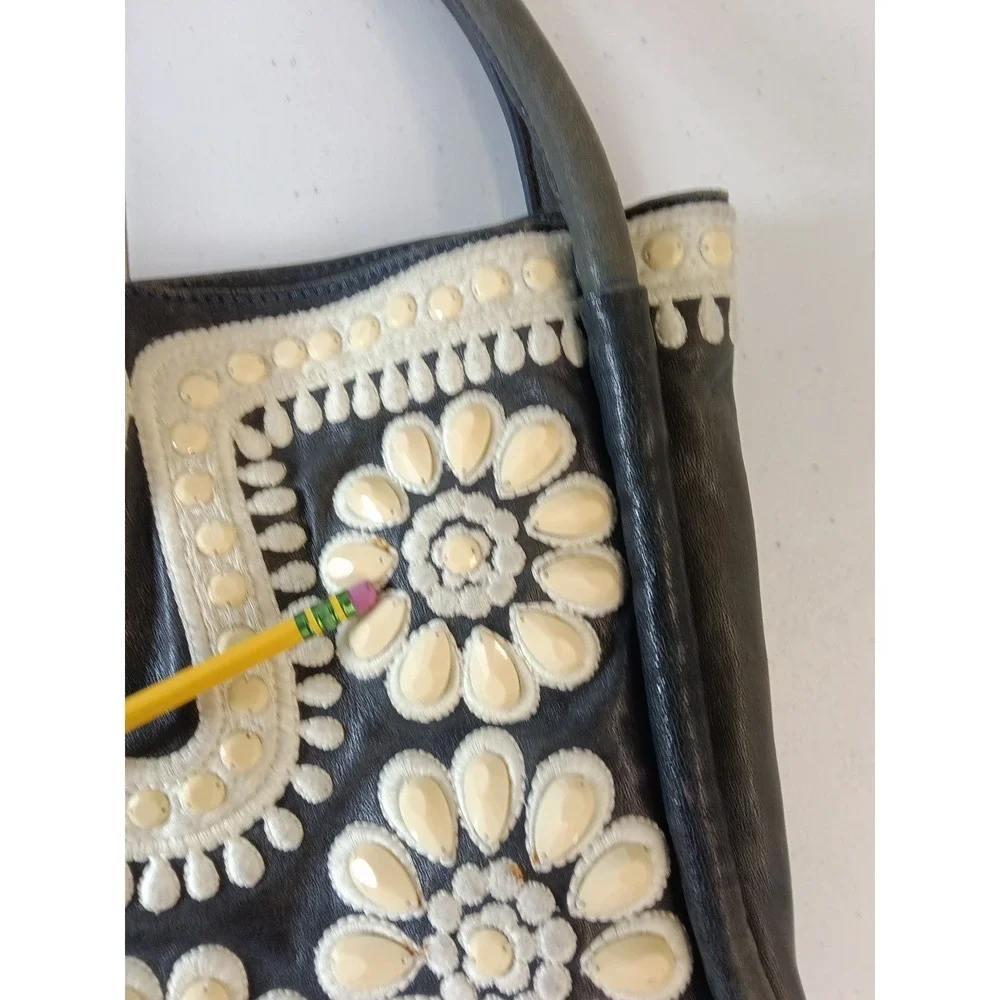BRIGHTON MASTERPIECE‎  CROWN JEWELL WINSLET EMBROIDERED BEADED HANDBAG